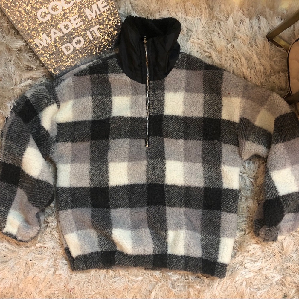 NEW Plaid Pullover - Picture 4 of 7